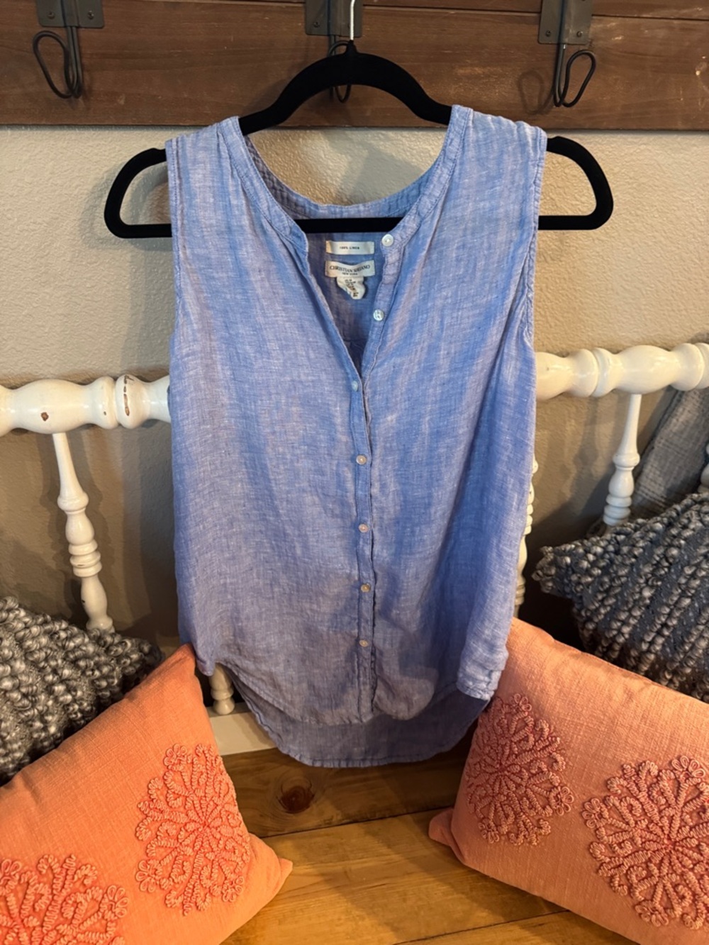 Christian Siriano Light Blue Sleeveless Button-Front Top